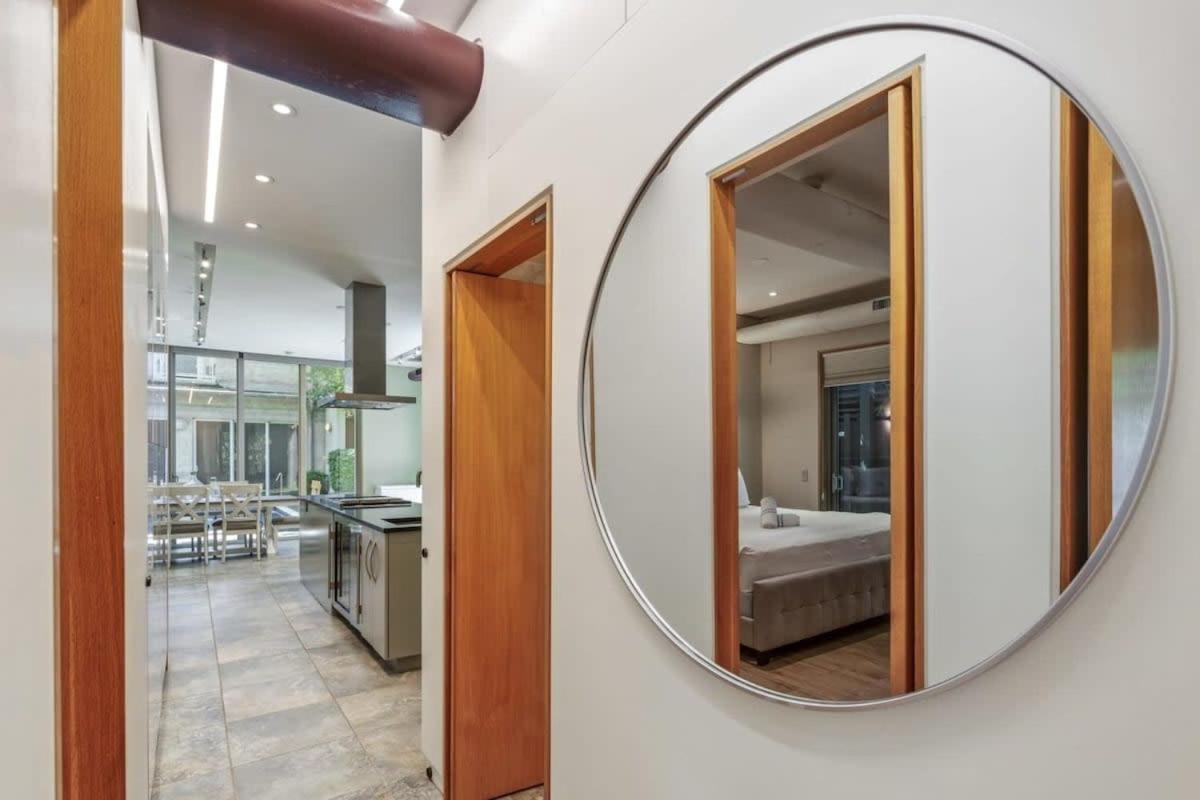 Holiday home Contra House -luxury With Pool